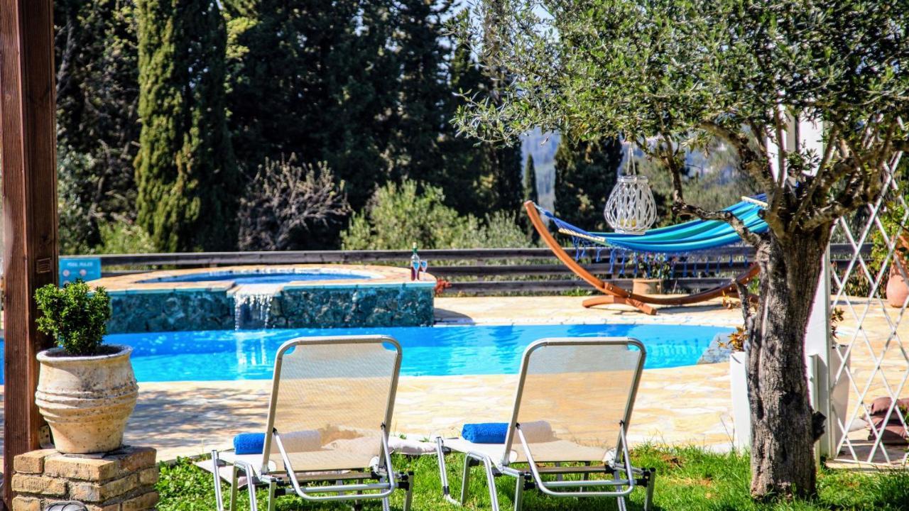 אכיליון Villa Claire Corfu מראה חיצוני תמונה