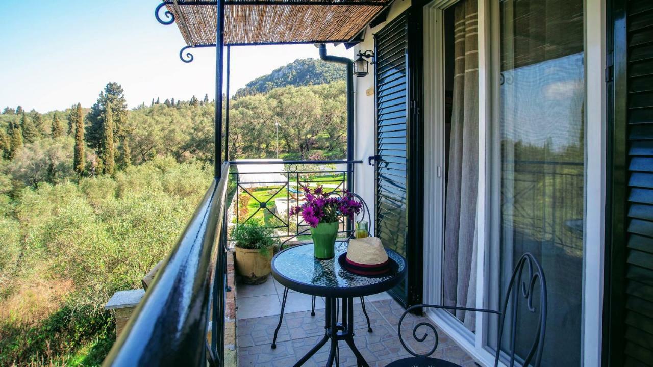 אכיליון Villa Claire Corfu מראה חיצוני תמונה